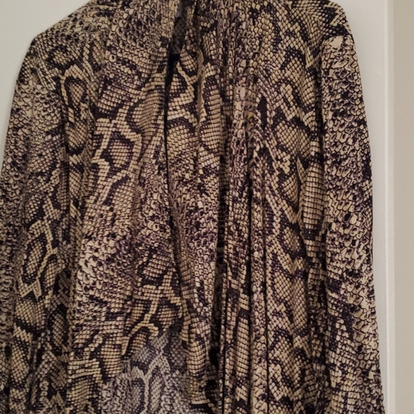 Plus Size Forever 21 Snakeskin Print Kimono - Picture 4 of 4